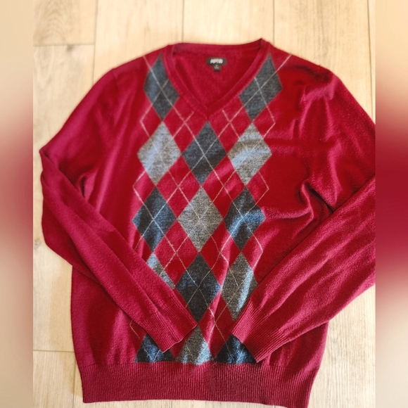 Men's Red Argyle Sweater - Picture 1 of 6